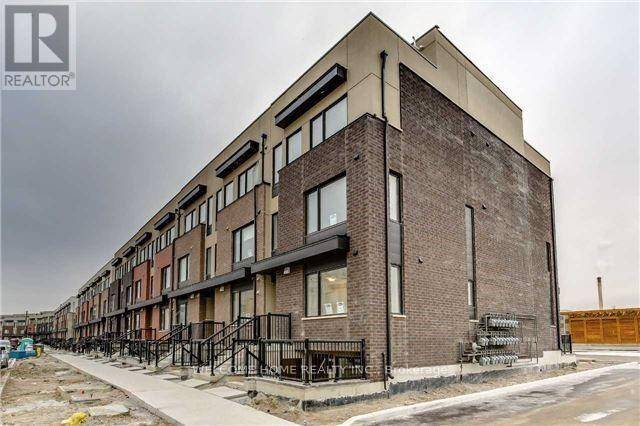 Toronto (downsview-roding-cfb), ON M3K0B9,155 William Duncan RD #1