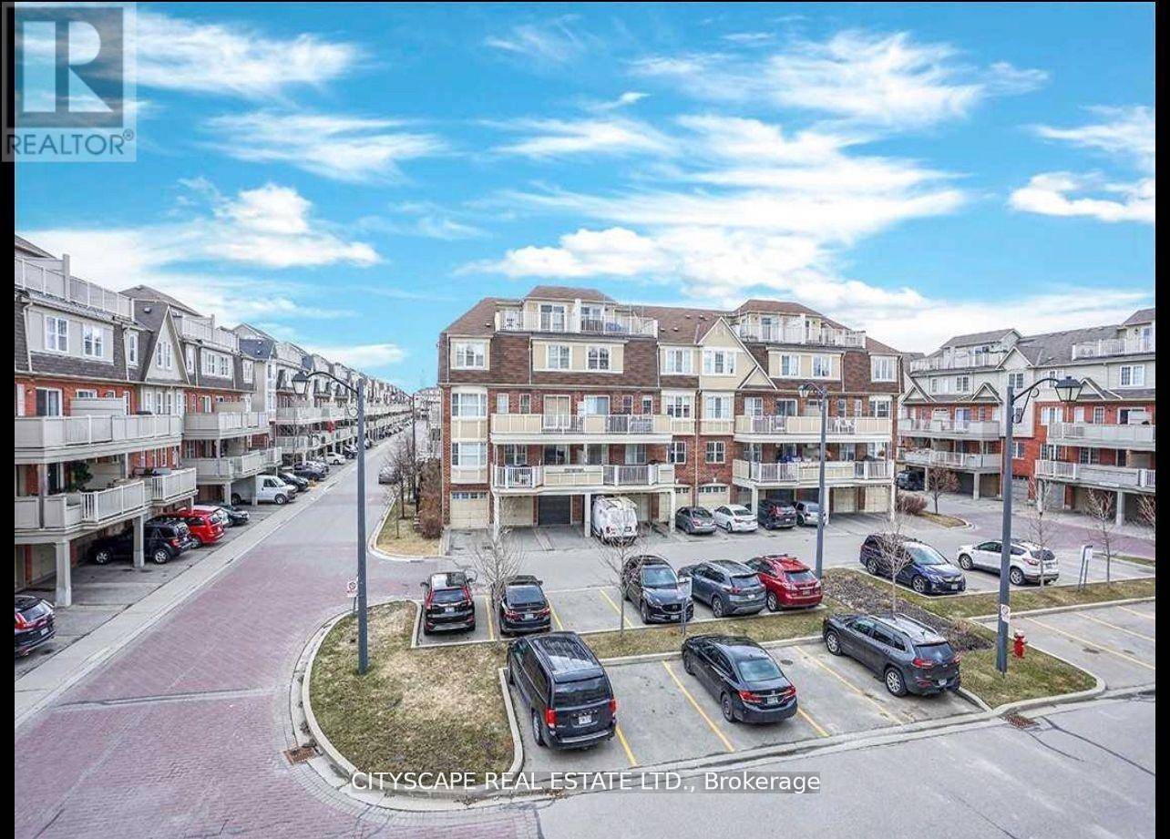 Mississauga (cooksville), ON L5B0B1,3020 Clayhill RD #2