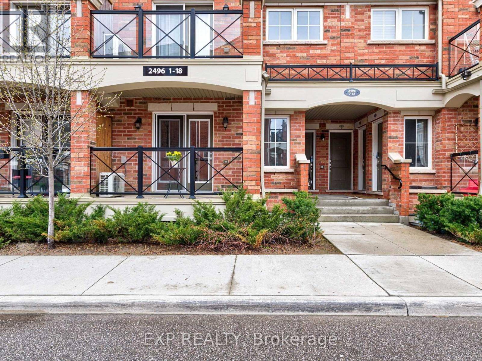 Oakville (uptown Core), ON L6H0K1,2496 Post RD #12