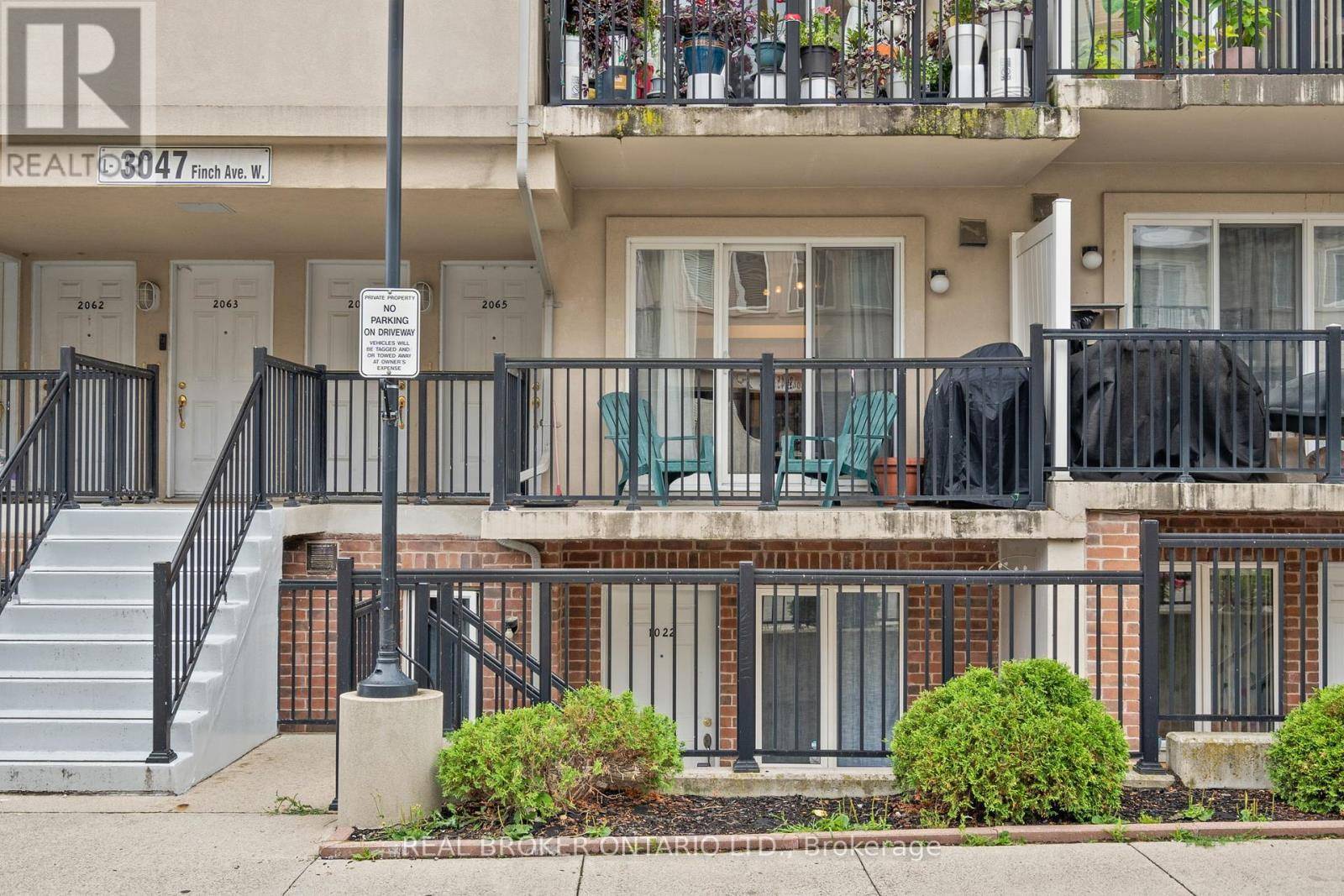 Toronto (humbermede), ON M9M0A5,3047 Finch AVE West #2066