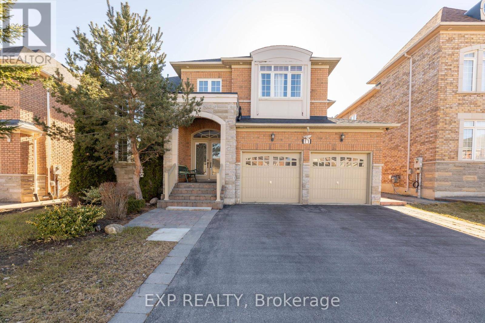 Brampton (vales Of Castlemore), ON L6P1X3,11 CAIRNBURG DRIVE