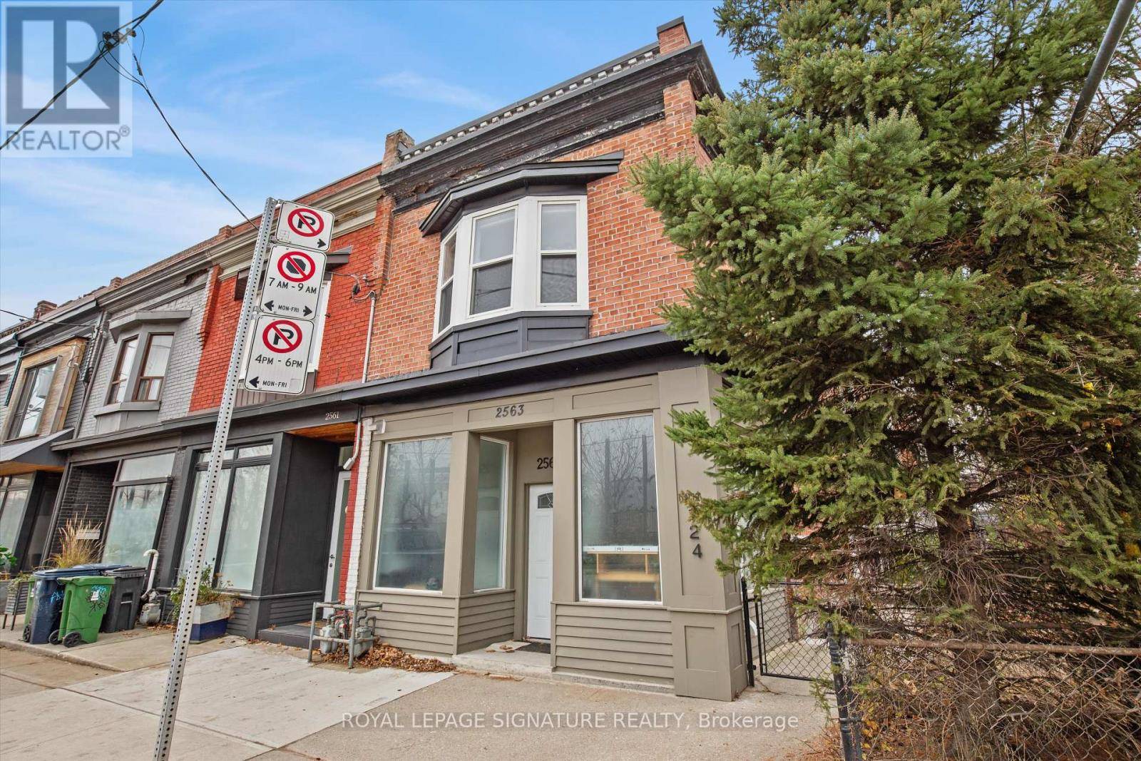 Toronto (high Park North), ON M6P1X6,2563 Dundas ST West #5