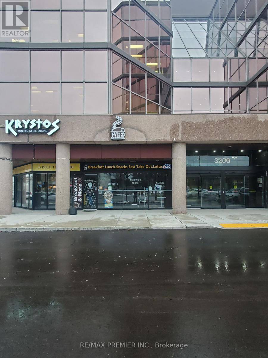 Toronto (yorkdale-glen Park), ON M6A2T3,3200 Dufferin ST #22