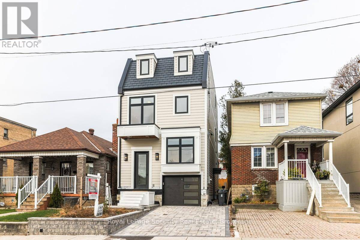 Toronto (briar Hill-belgravia), ON M6B1K9,604 RIDELLE AVENUE