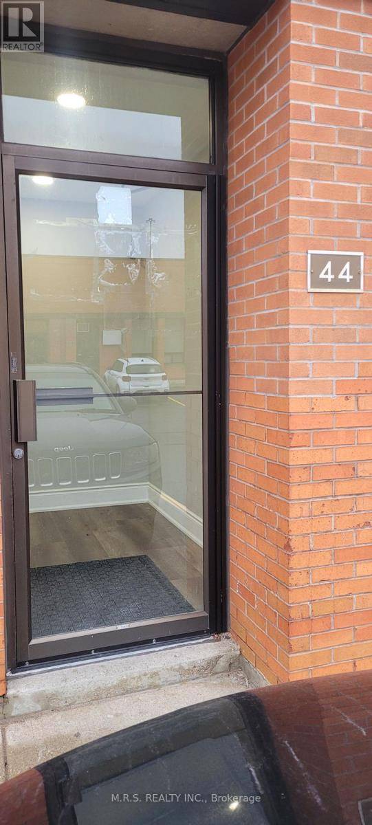 Toronto (glenfield-jane Heights), ON M3N2Z4,750 Oakdale RD #44