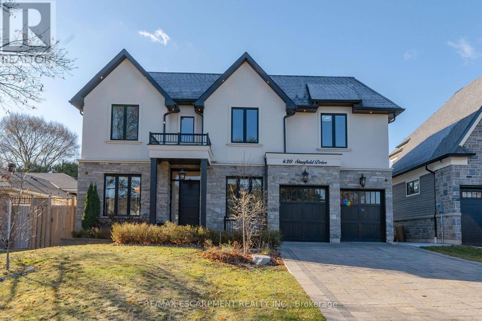 Oakville (bronte West), ON L6L3P9,430 STANFIELD DRIVE