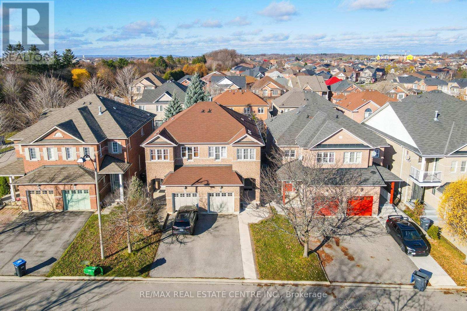 Brampton (madoc), ON L6V4R3,31 MARTREE CRESCENT