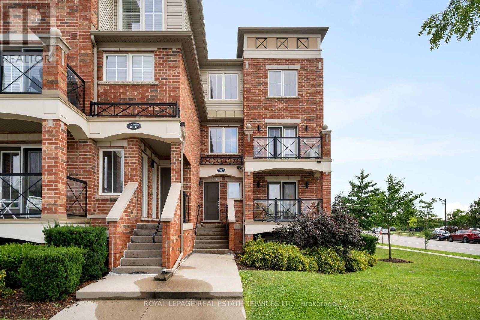 Oakville (river Oaks), ON L6H0H7,2551 Sixth Line #19