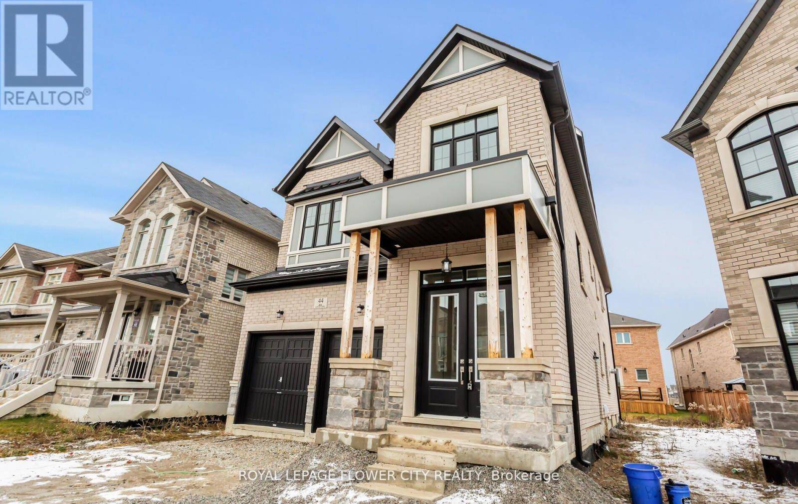 Caledon, ON L7C4H1,44 ROYAL FERN CRESCENT