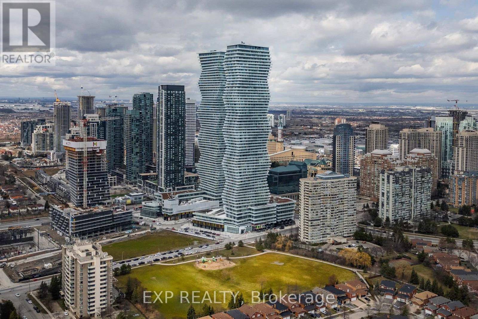 Mississauga (city Centre), ON L5B0M4,3883 QUARTZ RD #5806