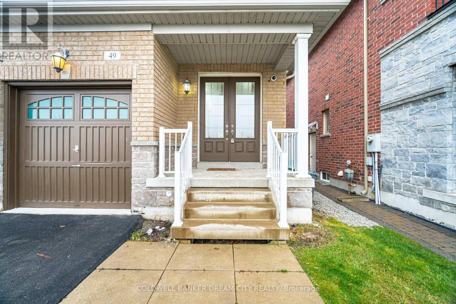 Brampton (bram East), ON L6P3S6,49 CAMPWOOD CRESCENT