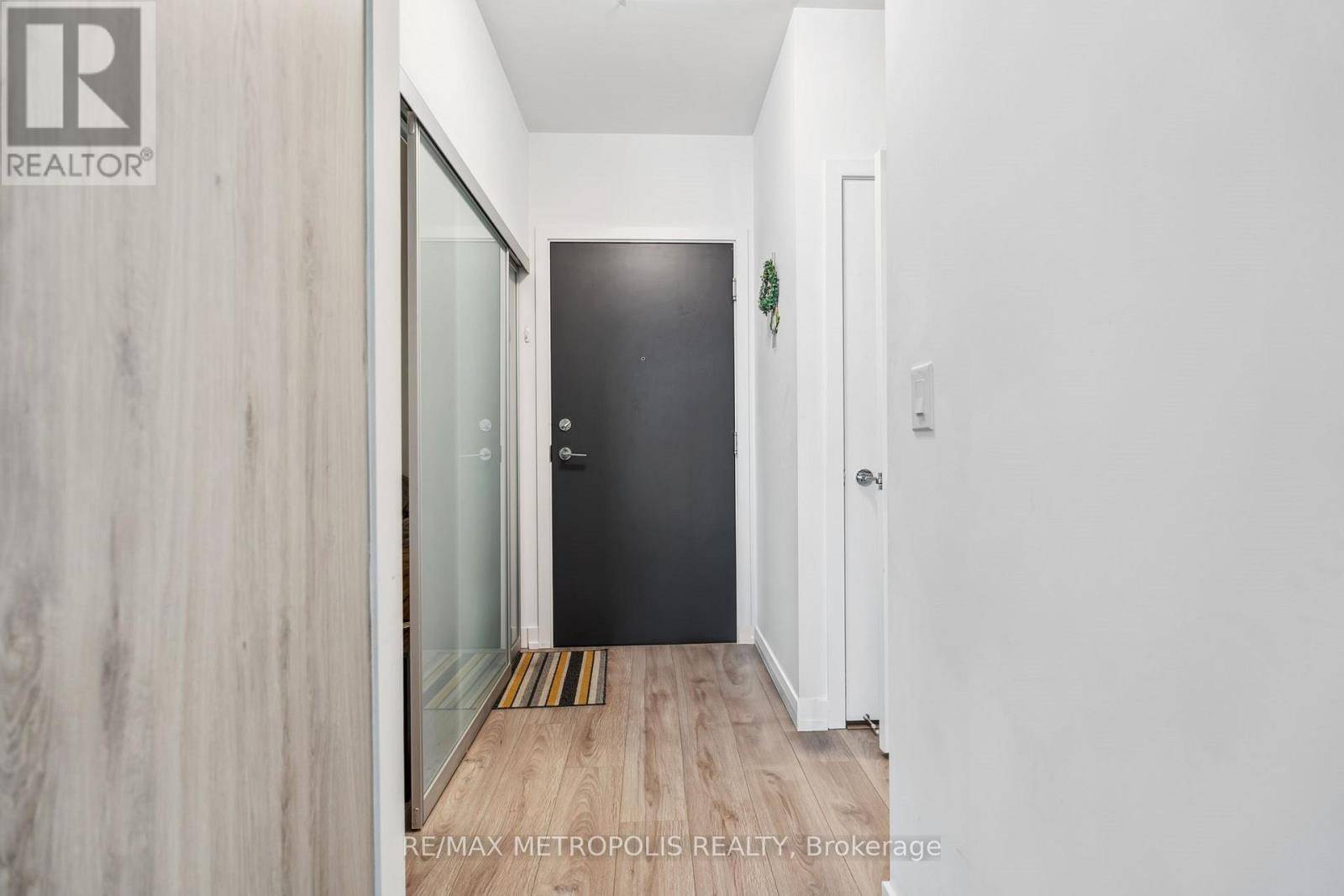 Toronto (york University Heights), ON M3N0L6,10 De Boers DR #1409