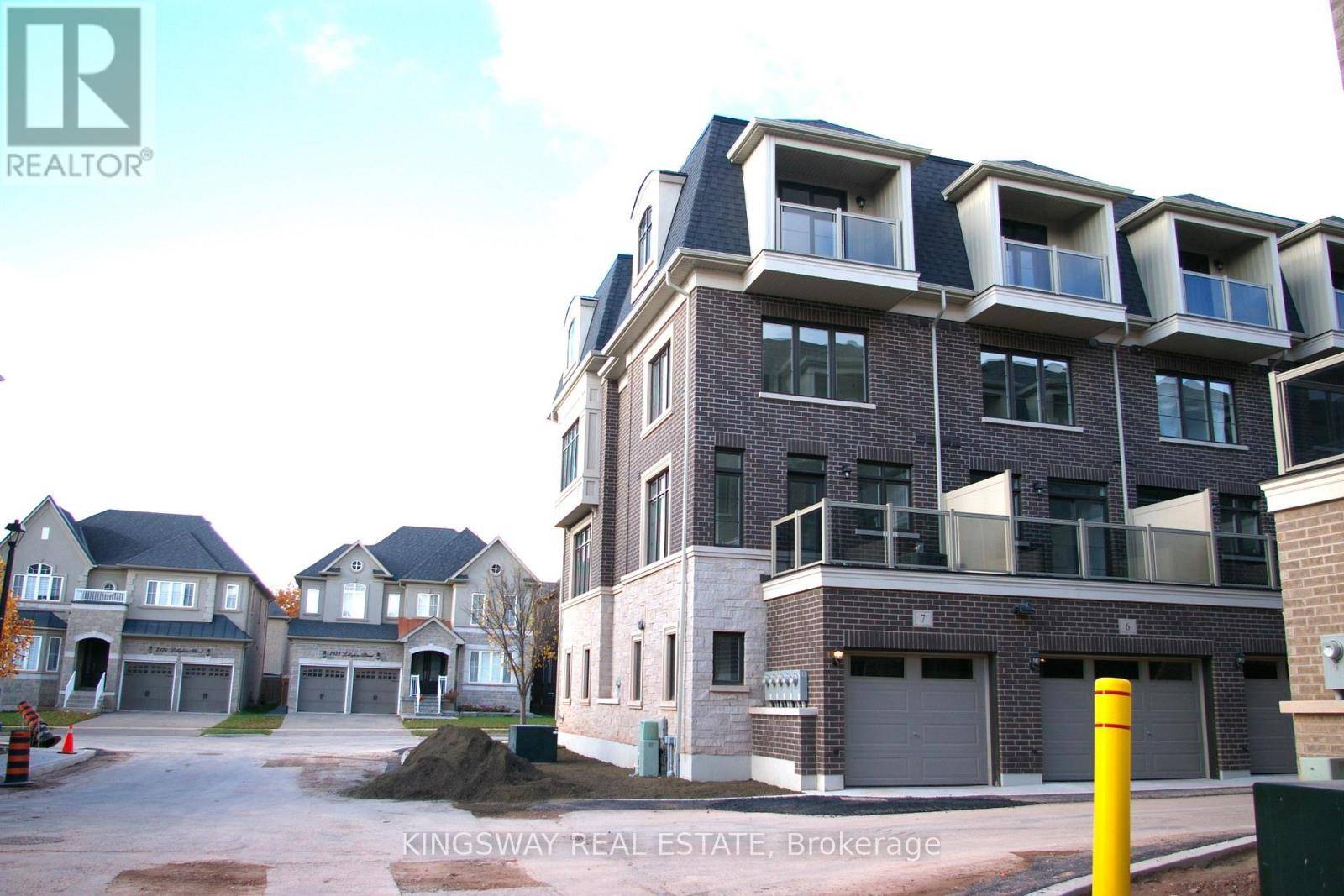 Oakville (river Oaks), ON L6H8A5,2123 Lillykin ST #7