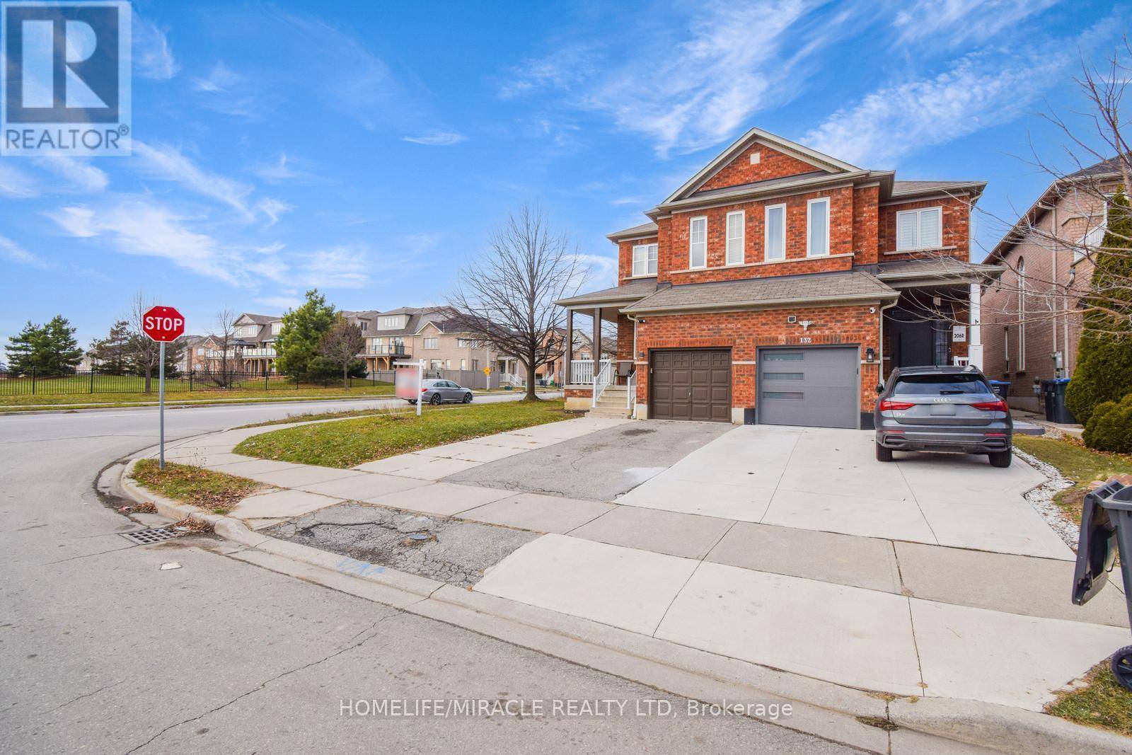 Brampton (bram West), ON L6Y5M3,46 CLEMENTINE DRIVE