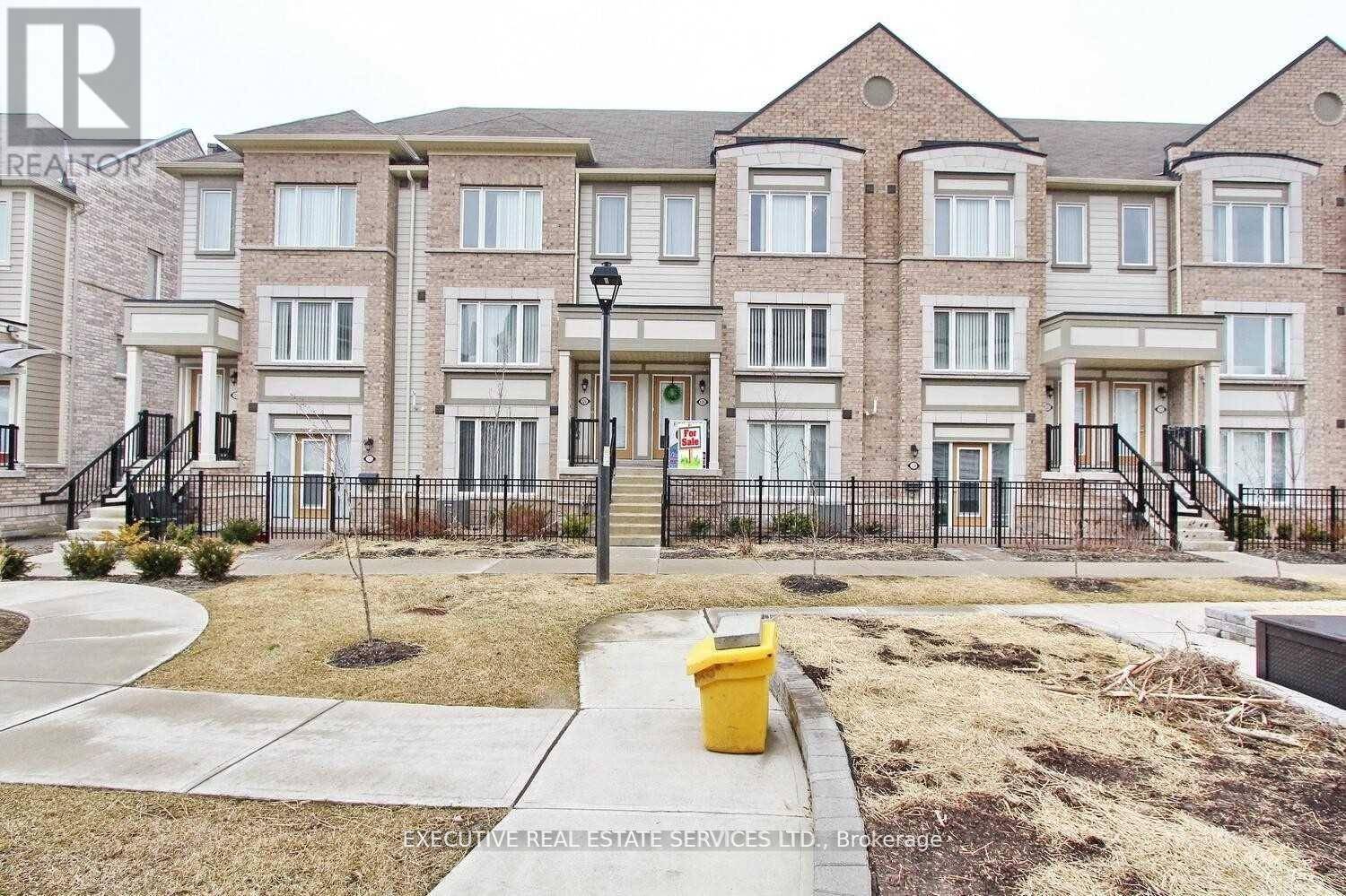 Brampton (bram West), ON L6Y6G2,1 Beckenrose CT #125