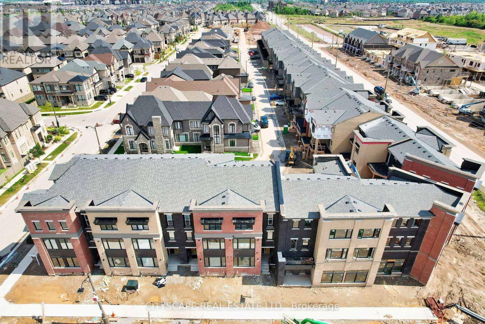 Oakville (go Glenorchy), ON L6H0Z8,6 MARVIN AVENUE
