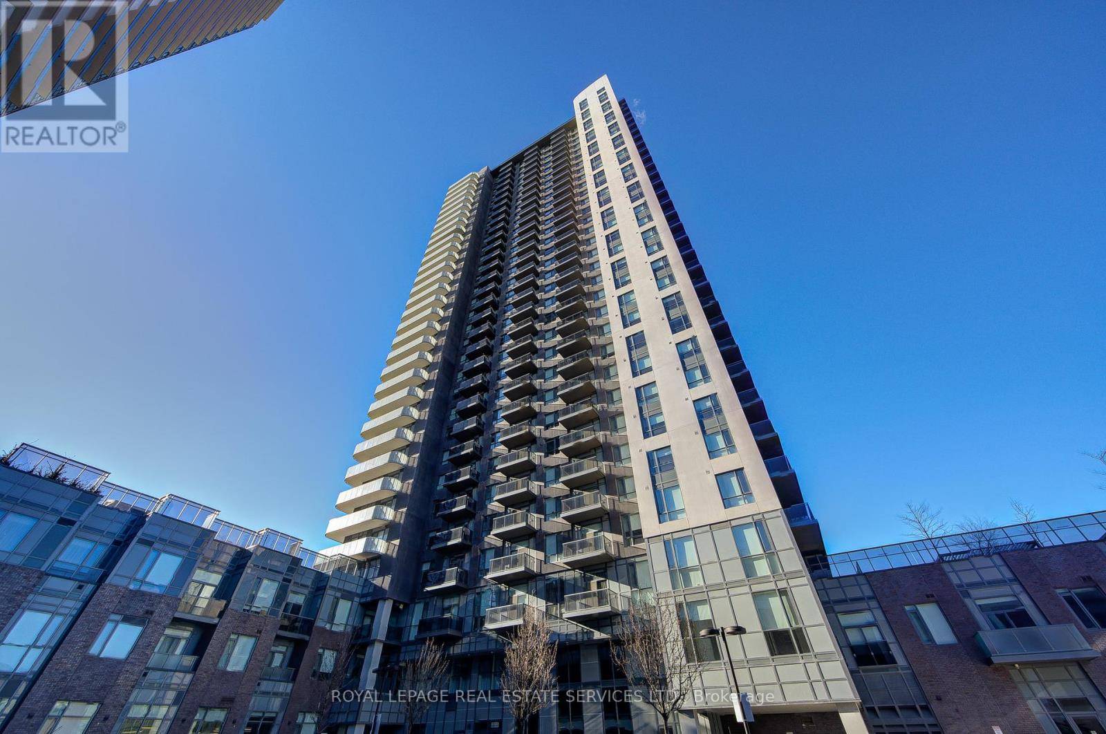 Mississauga (hurontario), ON L4Z0C6,8 Nahani WAY #LPH03