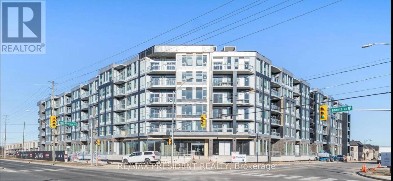 Oakville (1007 - Ga Glen Abbey), ON L6M5N2,2501 Saw Whet BLVD #110