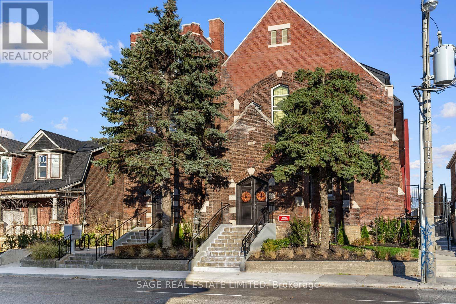 Toronto (dovercourt-wallace Emerson-junction), ON M6H4B7,1183 Dufferin ST #108