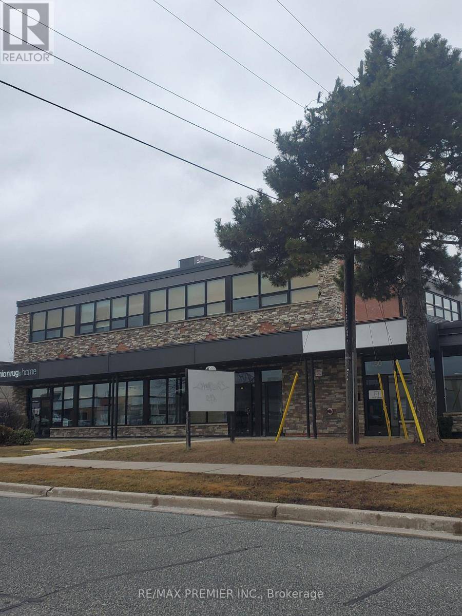 Toronto (yorkdale-glen Park), ON M6A1J6,54 Samor RD #54-2Flr