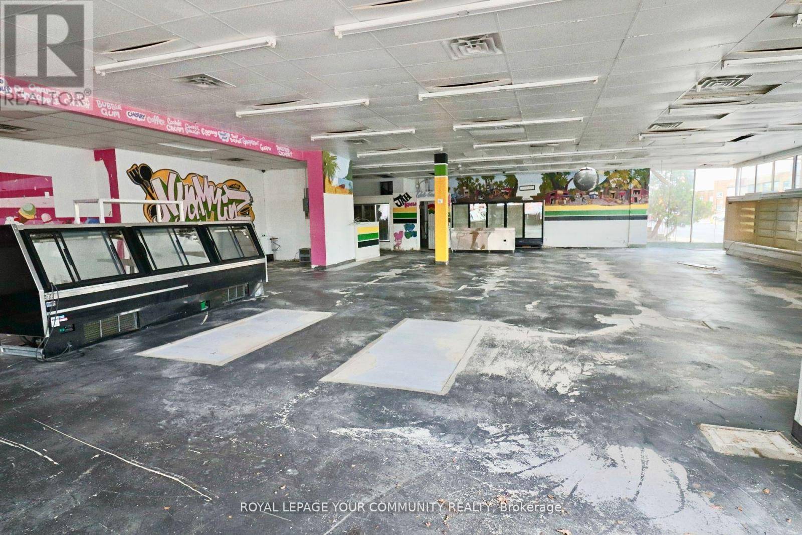 Toronto (mount Dennis), ON M6M4R8,1370 WESTON ROAD
