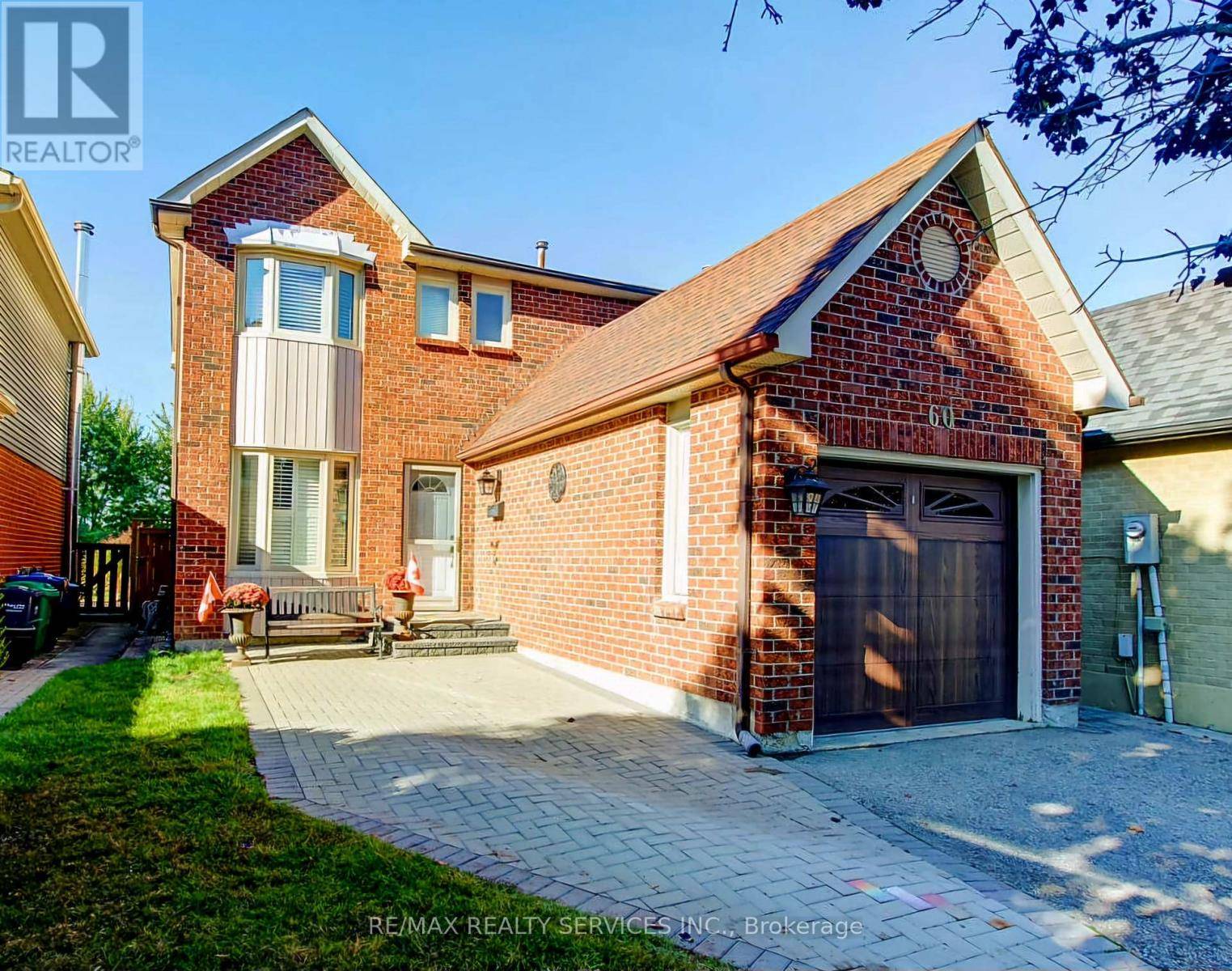 Brampton (heart Lake East), ON L6Z1N8,60 RAWLING CRESCENT