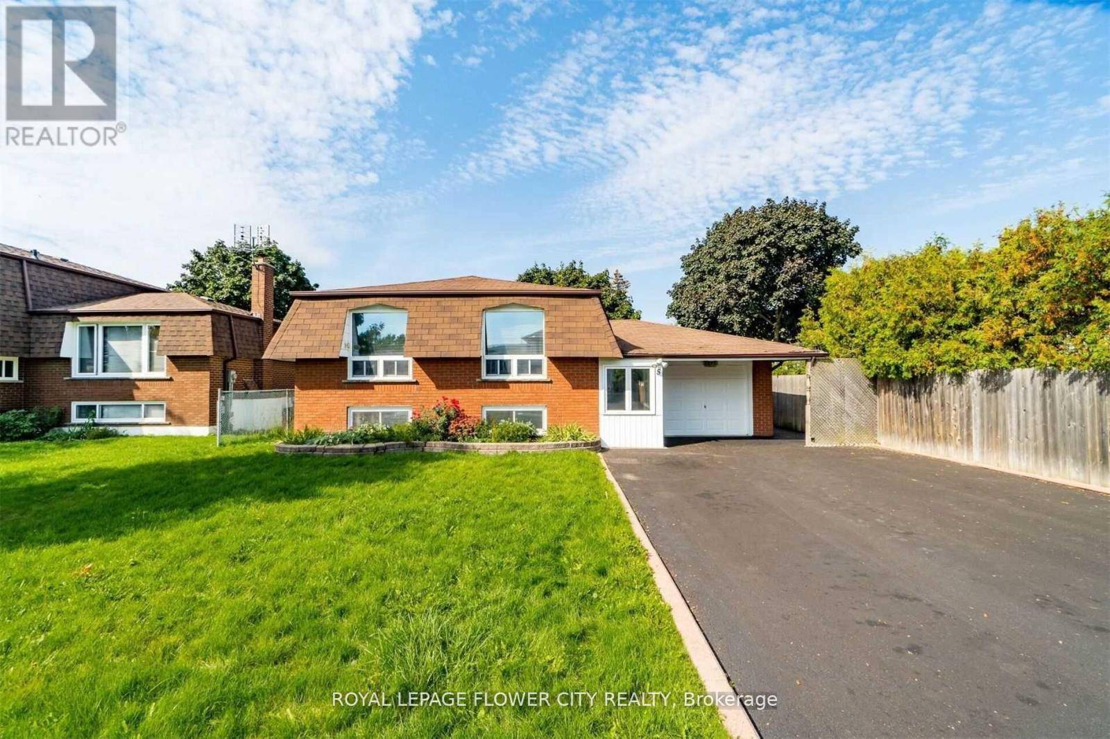 Brampton (northgate), ON L6S1C9,5 GRASSMERE CRESCENT