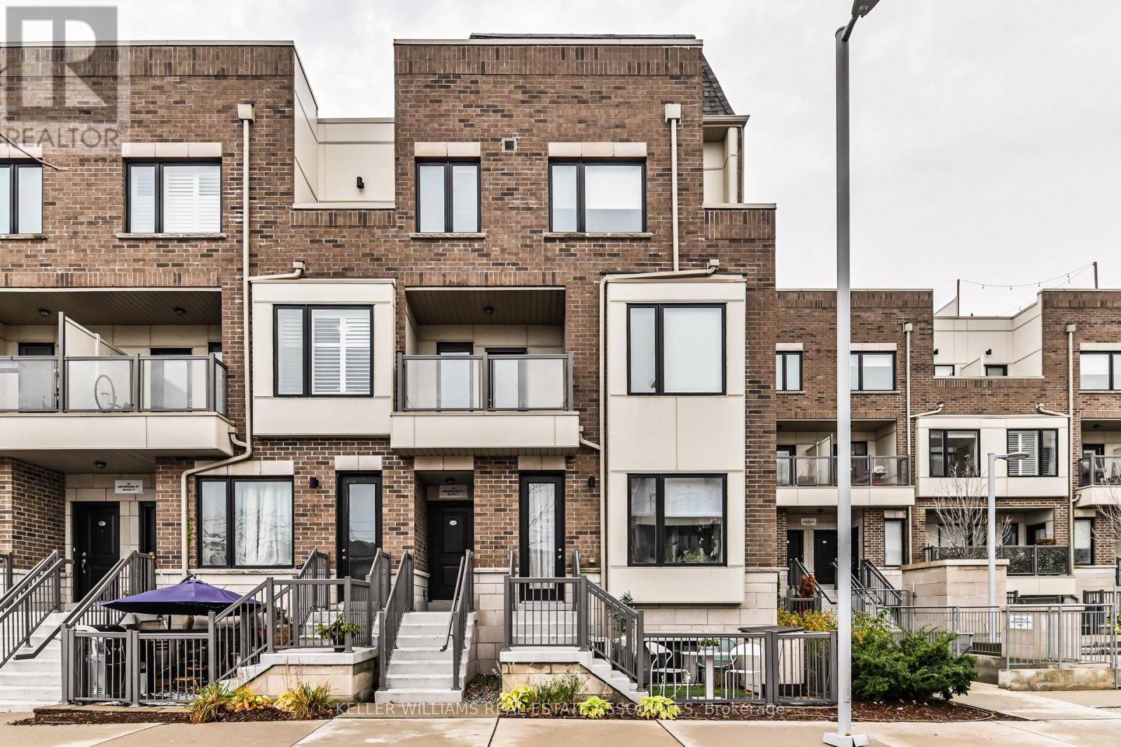 Toronto (mimico), ON M8V1Y8,10 Drummond ST #515