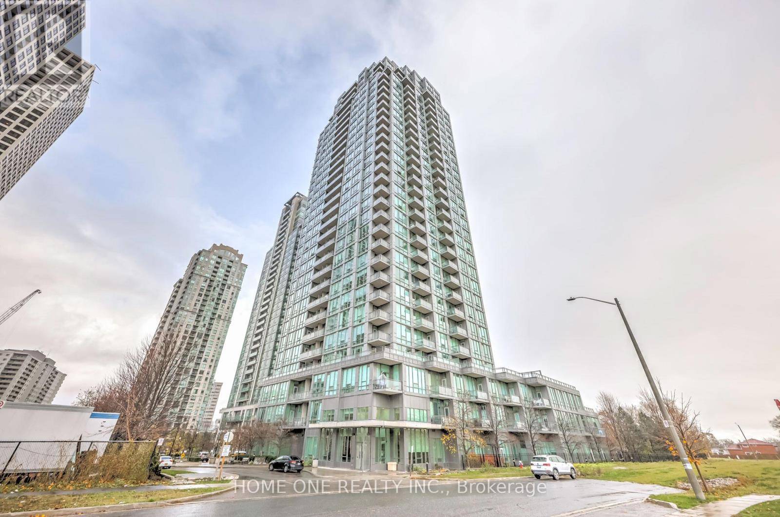 Mississauga (city Centre), ON L5B0C2,3525 Kariya DR #3303