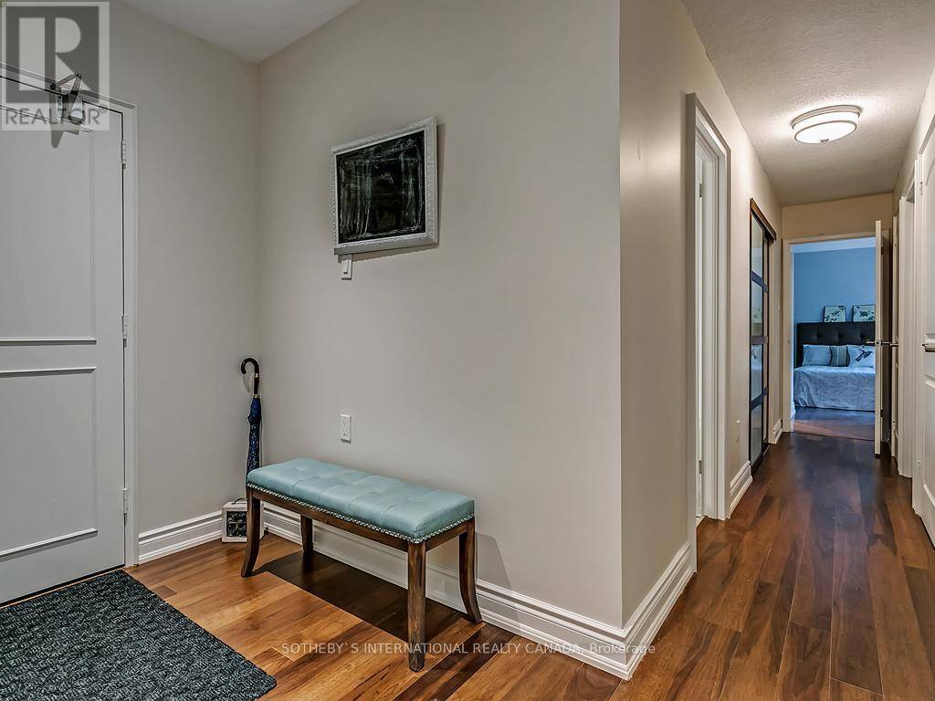 Mississauga (southdown), ON L5J4B4,965 Inverhouse DR #104