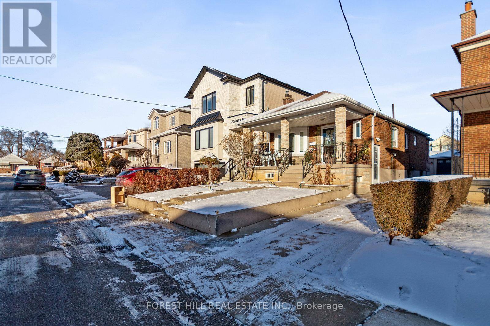 Toronto (briar Hill-belgravia), ON M6E4E9,55 Hartley AVE ##BSMT