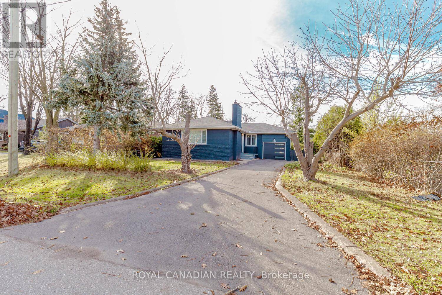 Oakville (1020 - Wo West), ON L6K2K8,334 Burton RD #BSMT