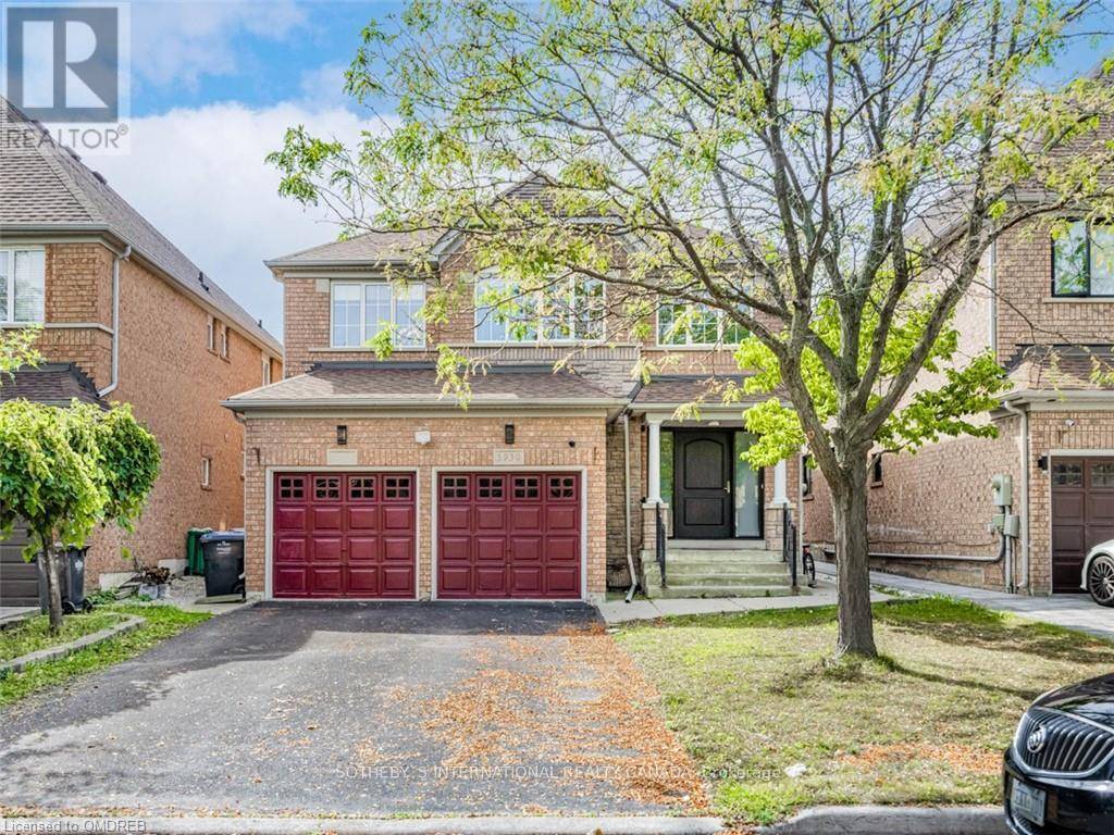 Mississauga (churchill Meadows), ON L5M6K5,5930 BASSINGER PLACE