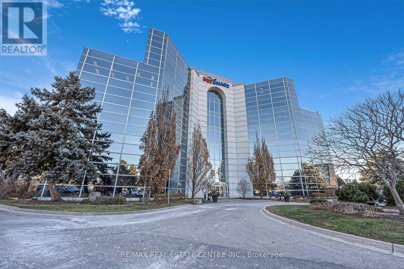Burlington (industrial Burlington), ON L7L6B2,1100 Burloak DR #32