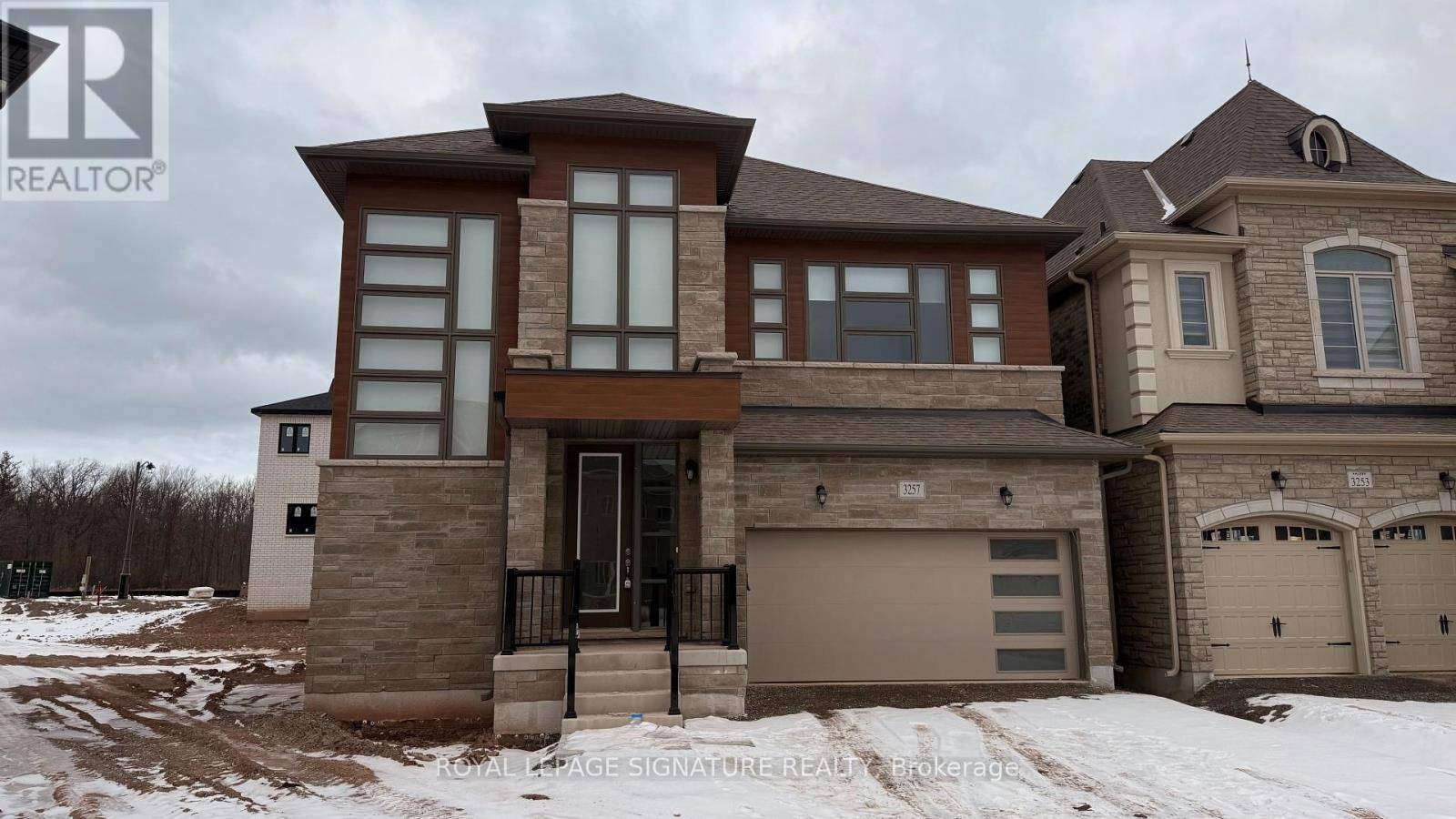 Oakville (1010 - Jm Joshua Meadows), ON L6H8A1,3257 DOVE DRIVE