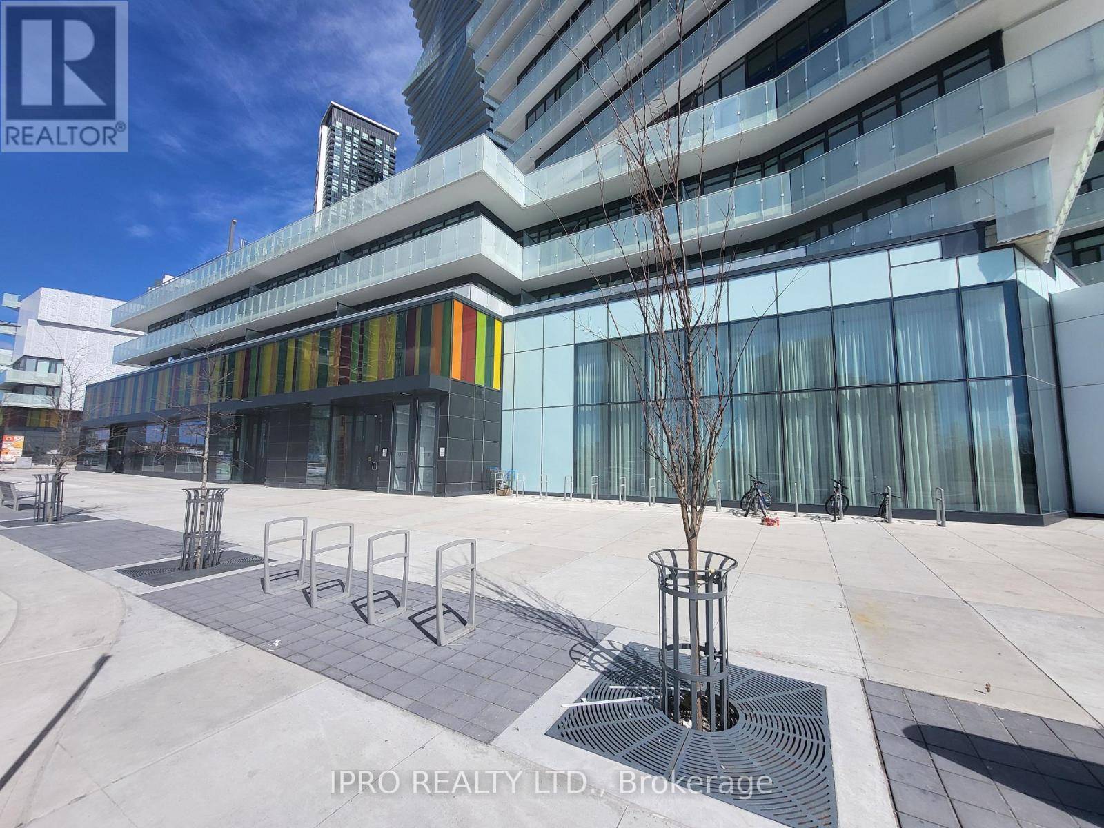 Mississauga (city Centre), ON L5B0M4,3883 Quartz RD #1906