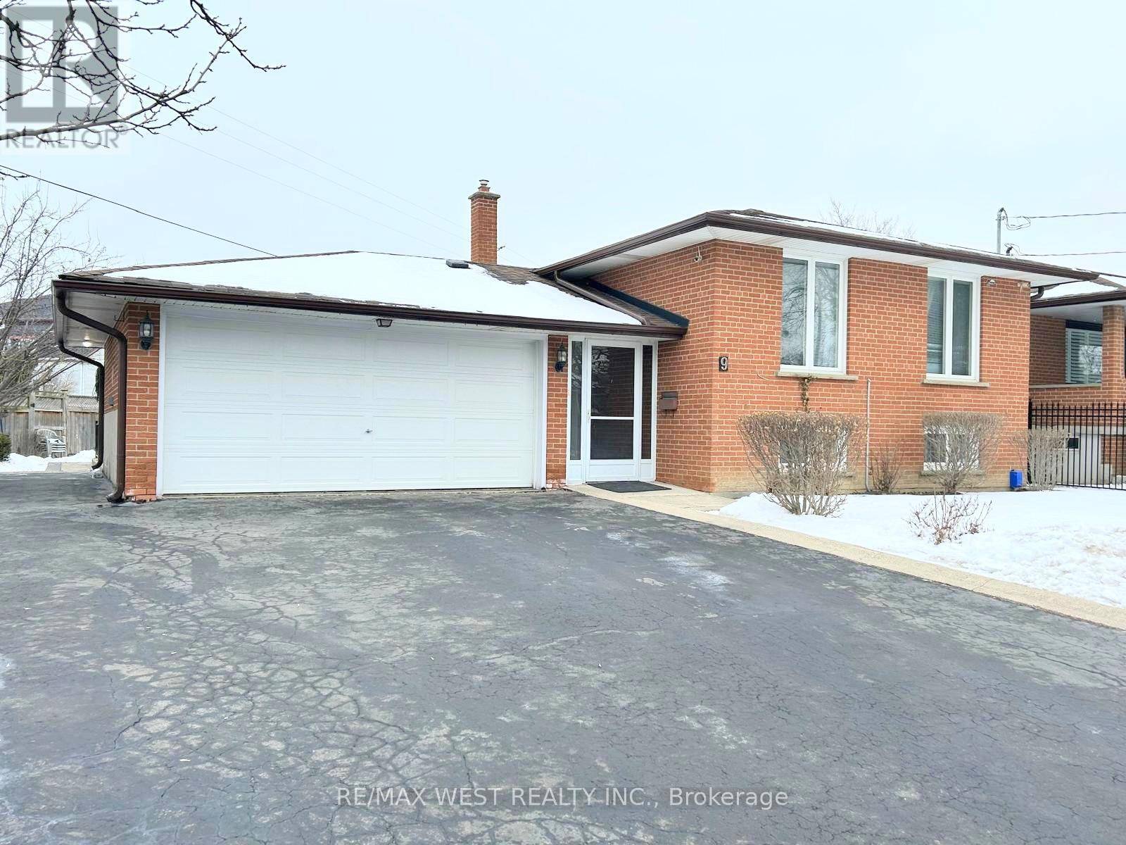 Mississauga (malton), ON L4T1K4,9 SLEDMAN STREET