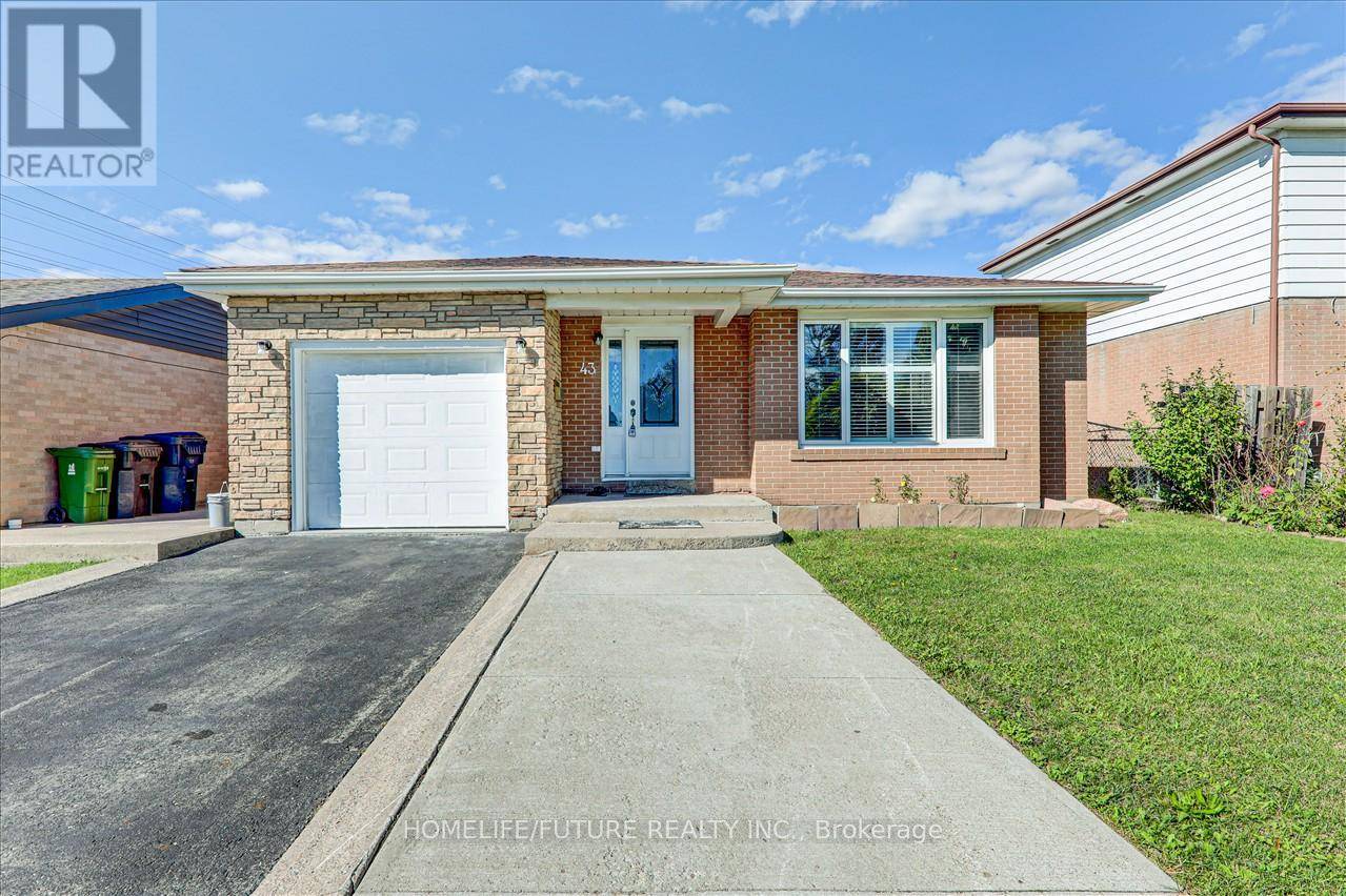 Toronto (west Humber-clairville), ON M9V1S2,43 TAMARISK DRIVE