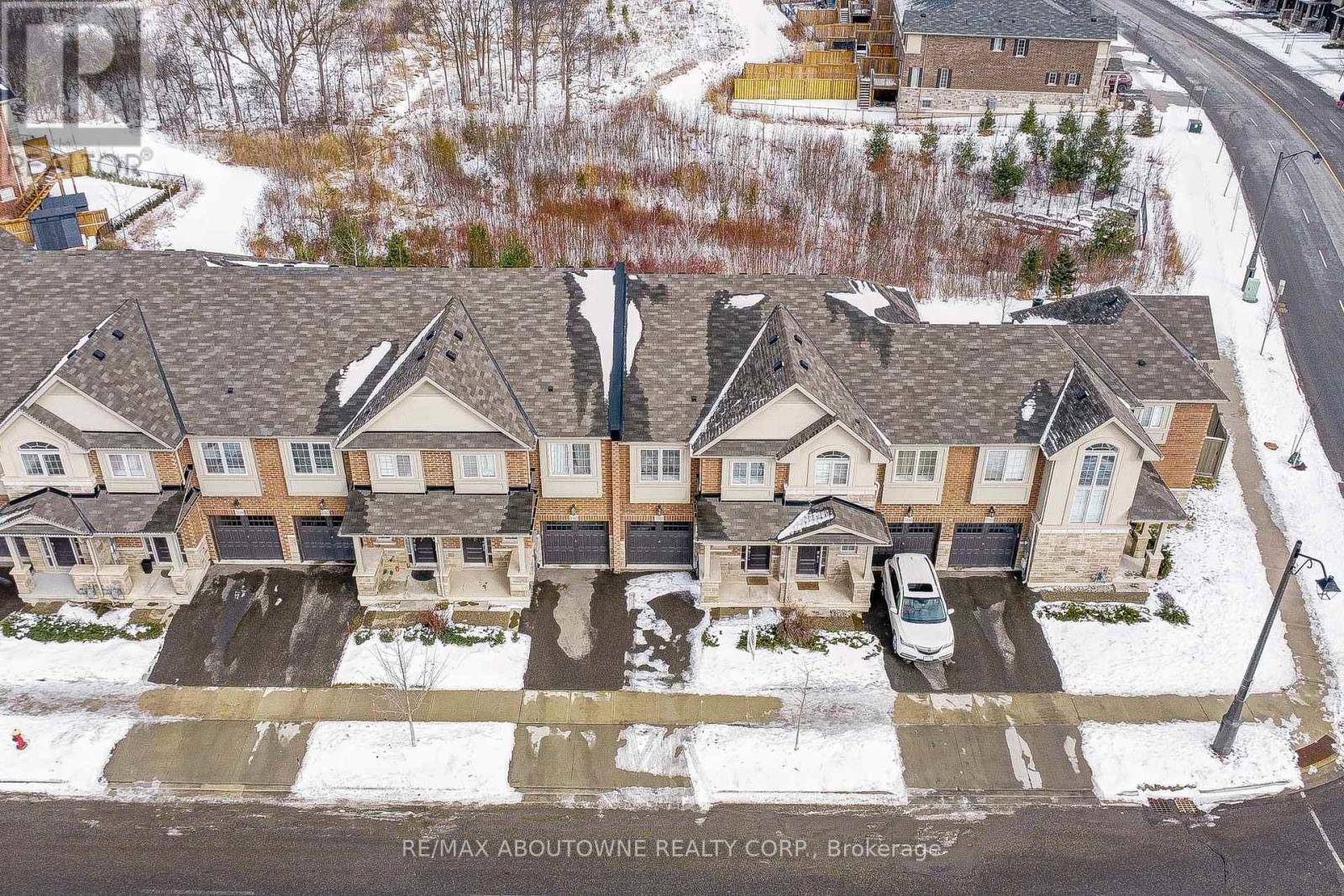 Oakville, ON L6H7E3,3163 WILLIAM COLTSON AVENUE