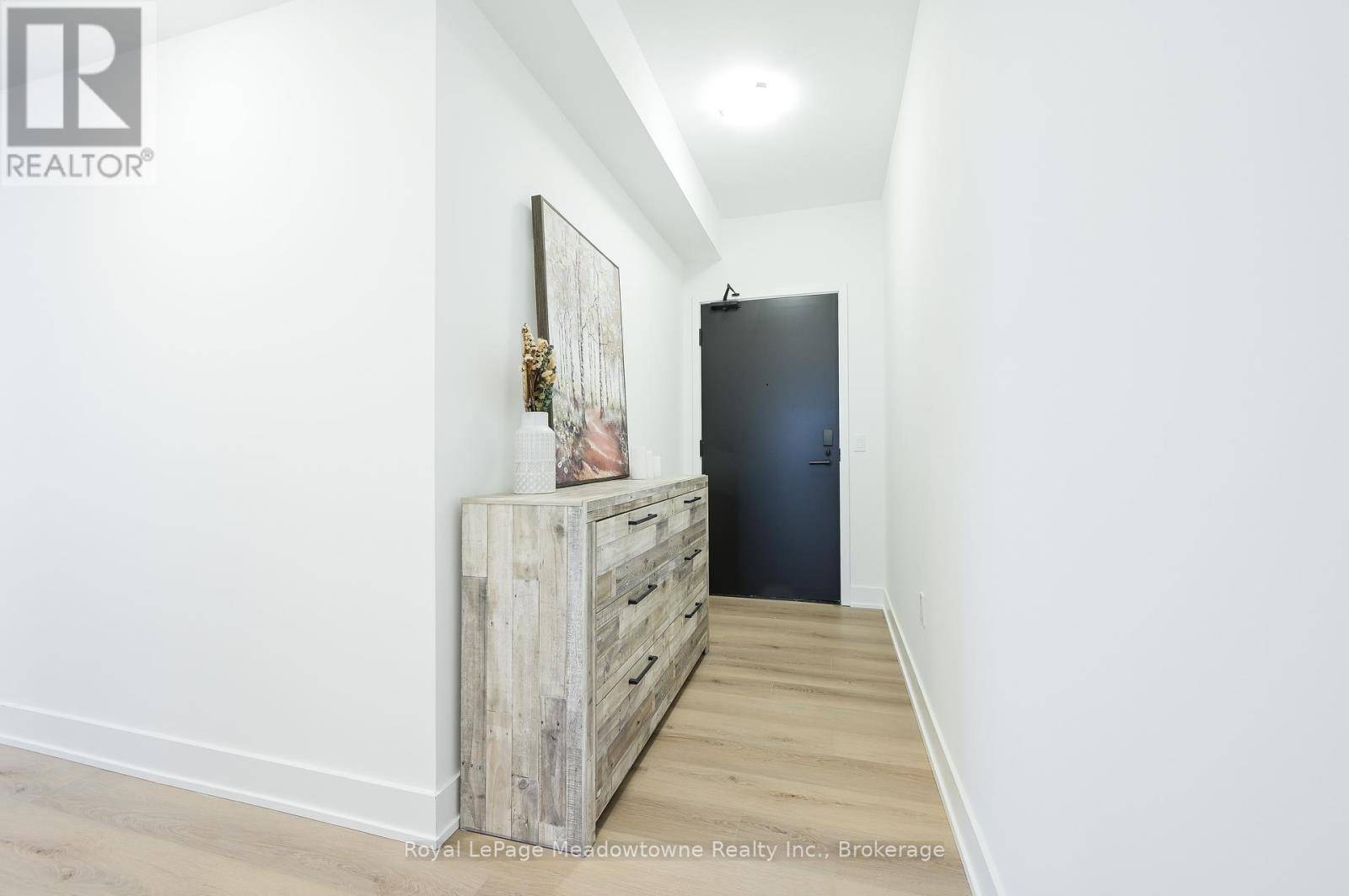 Oakville (wm Westmount), ON L6M5R6,2343 Khalsa Gate #618