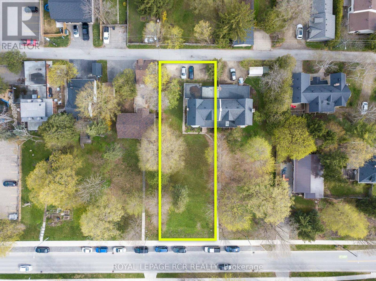 Orangeville, ON L9W1H4,9 SECOND AVENUE