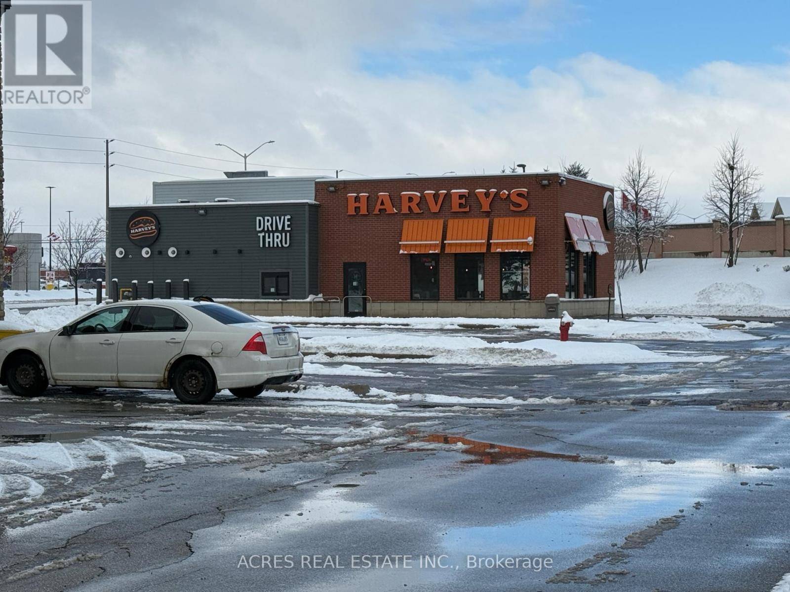 Brampton (gore Industrial North), ON L6S0E1,20 Cottrelle BLVD #39