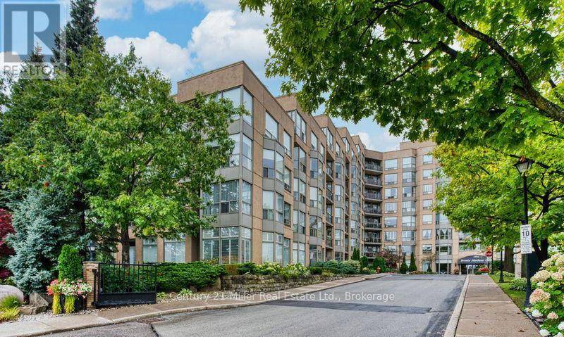 Oakville (br Bronte), ON L6L6L9,2511 Lakeshore RD West #319