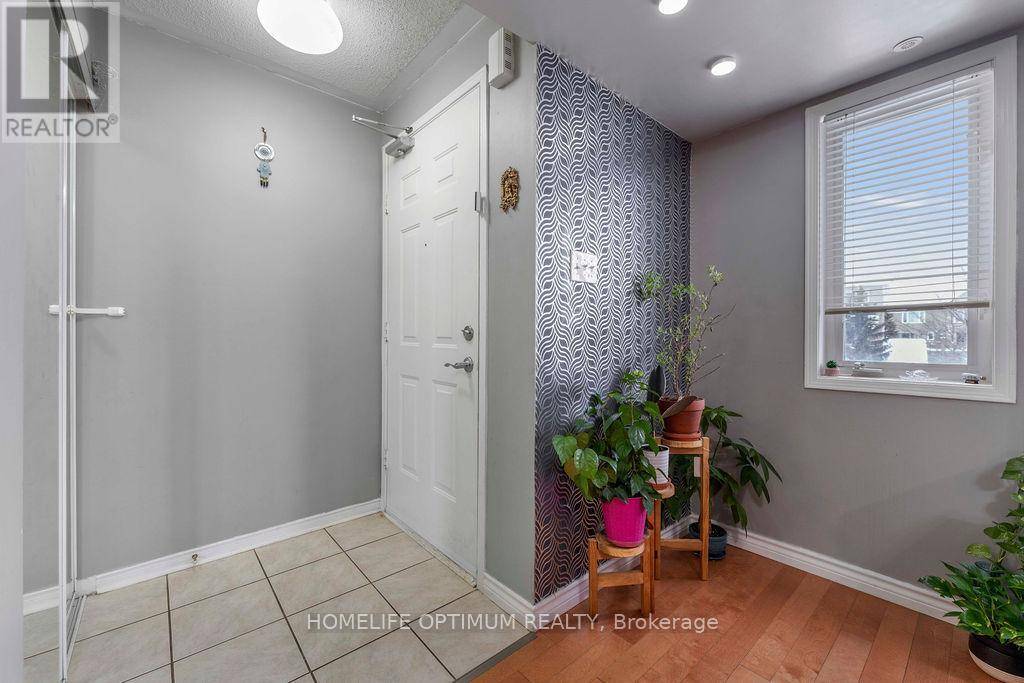 Mississauga (churchill Meadows), ON L5M8E5,4975 Southampton DR #290