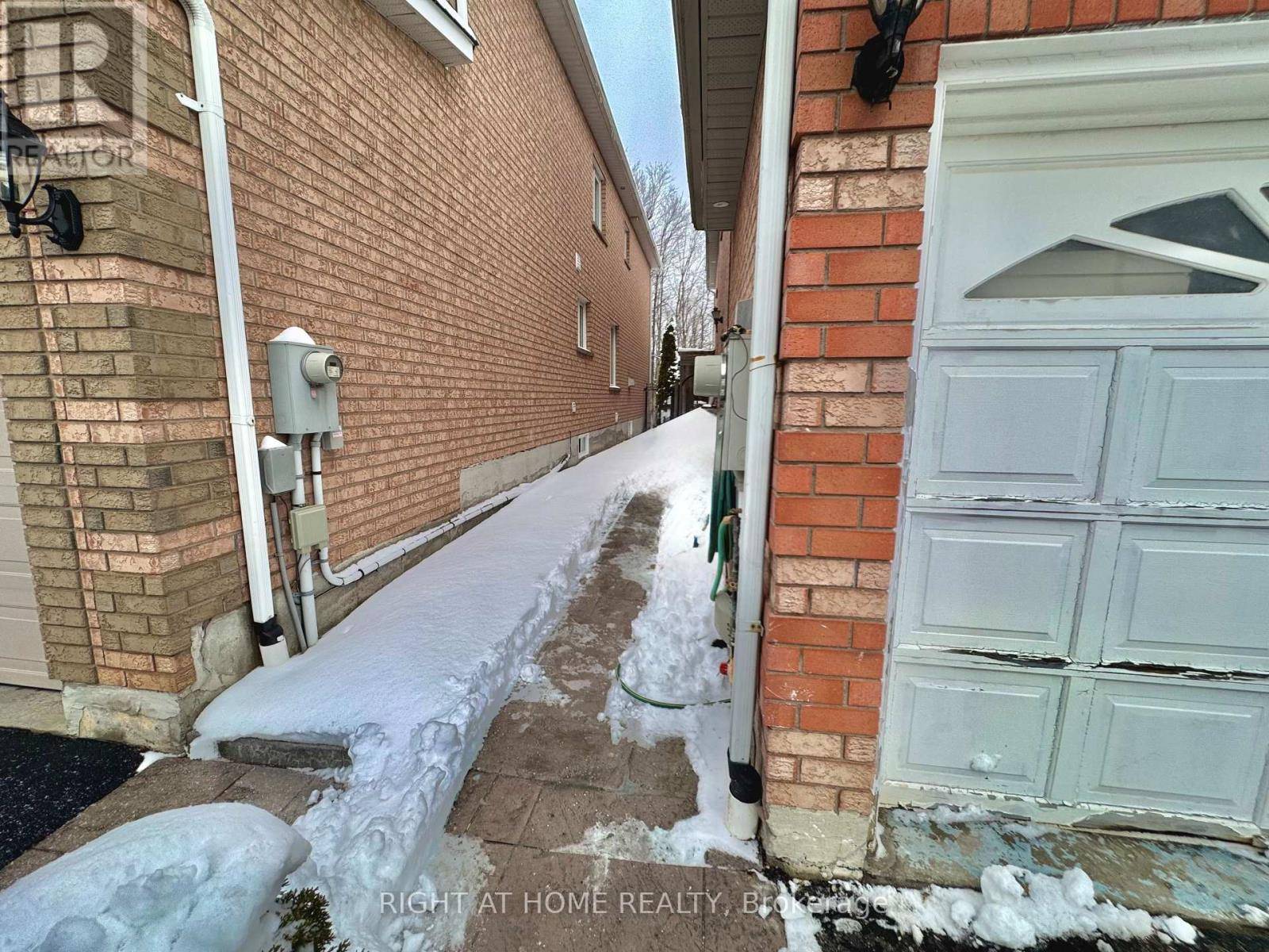 Mississauga (hurontario), ON L5R3Y8,441 Faith DR #Basement