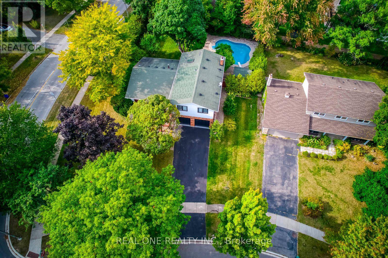 Oakville (eastlake), ON L6J5N1,2201 ALL SAINTS CRESCENT