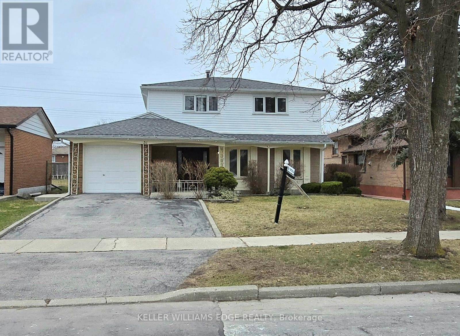Toronto (west Humber-clairville), ON M9V2H9,31 TINTON CRESCENT