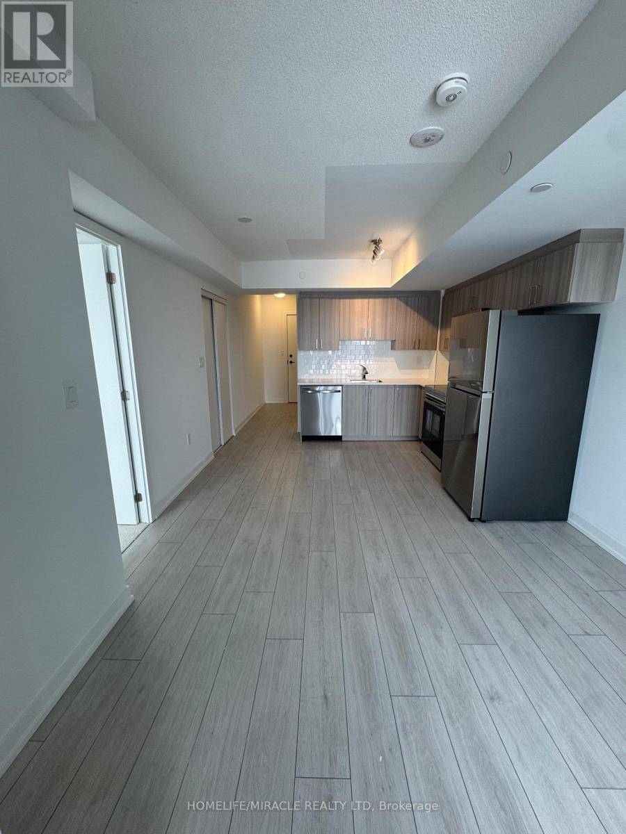 Toronto (yorkdale-glen Park), ON M6B0B1,556 Marlee AVE #621