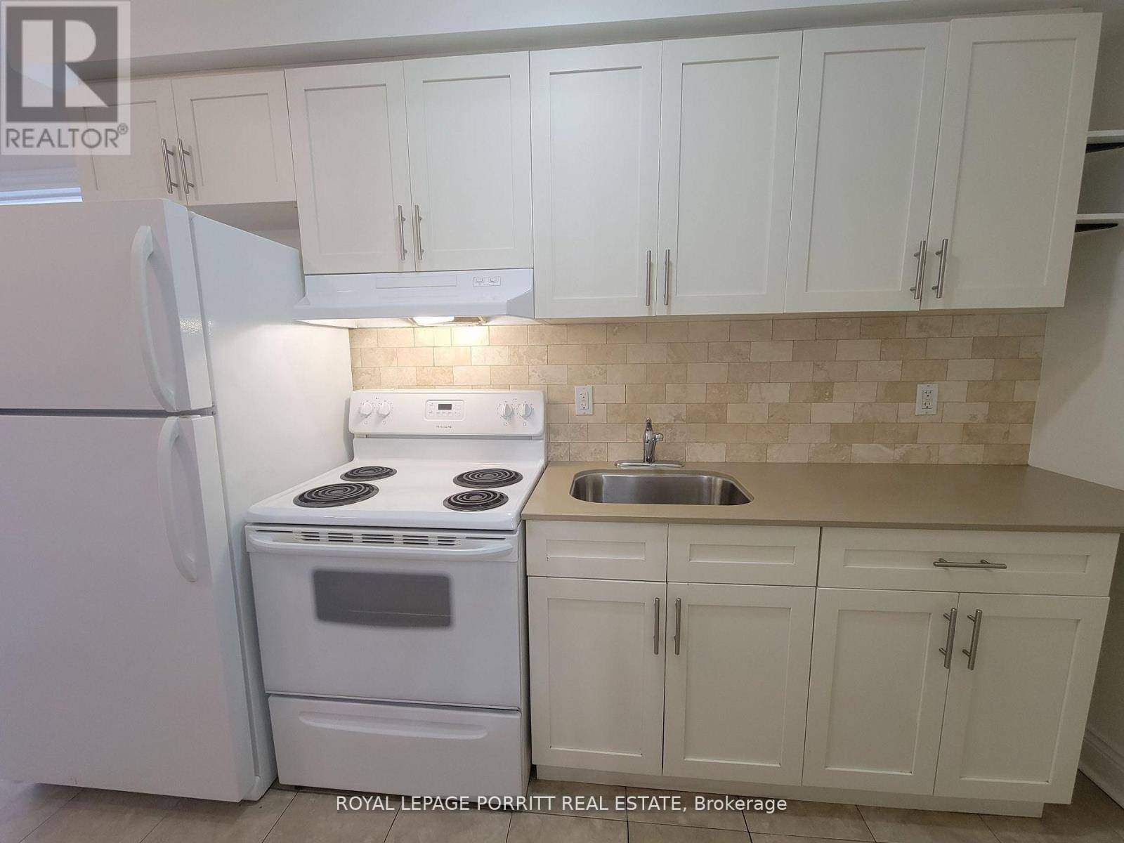 Toronto (long Branch), ON M8W1N5,3511 Lake Shore BLVD West #5