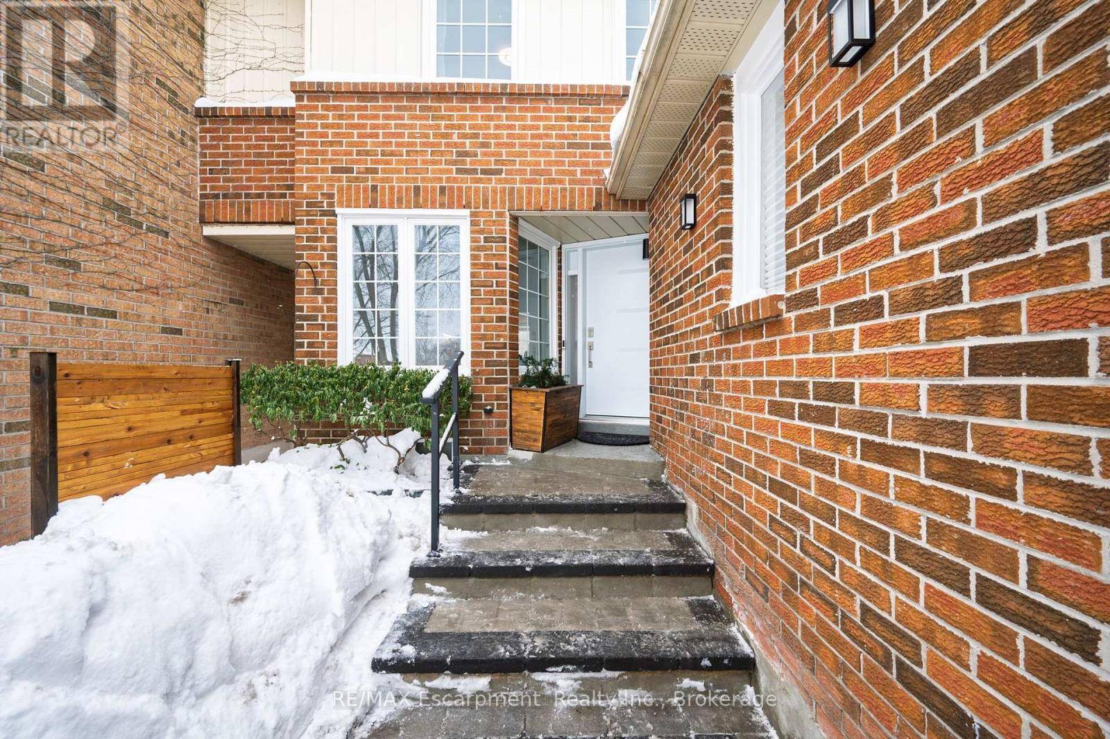 Oakville (1007 - Ga Glen Abbey), ON L6M2E5,1072 EDGEHILL PLACE